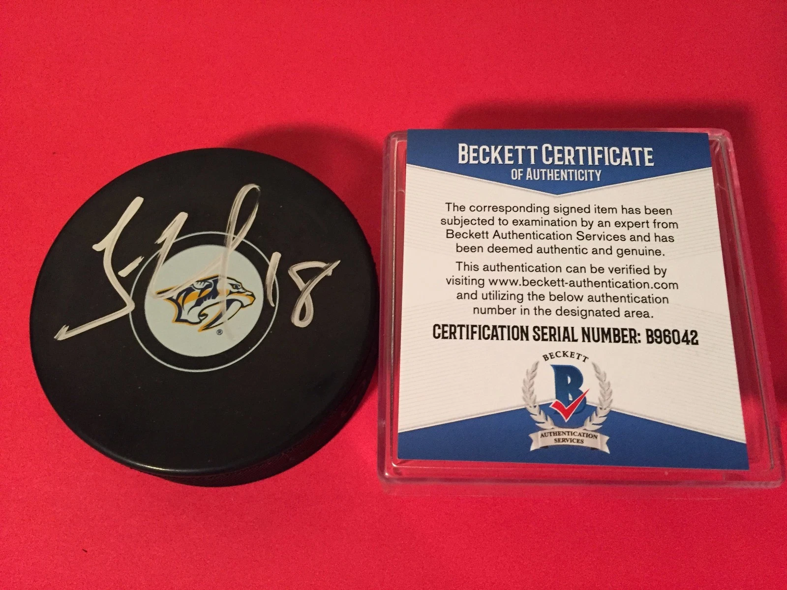 James Neal Predators Signed Puck Auto Beckett BAS COA
