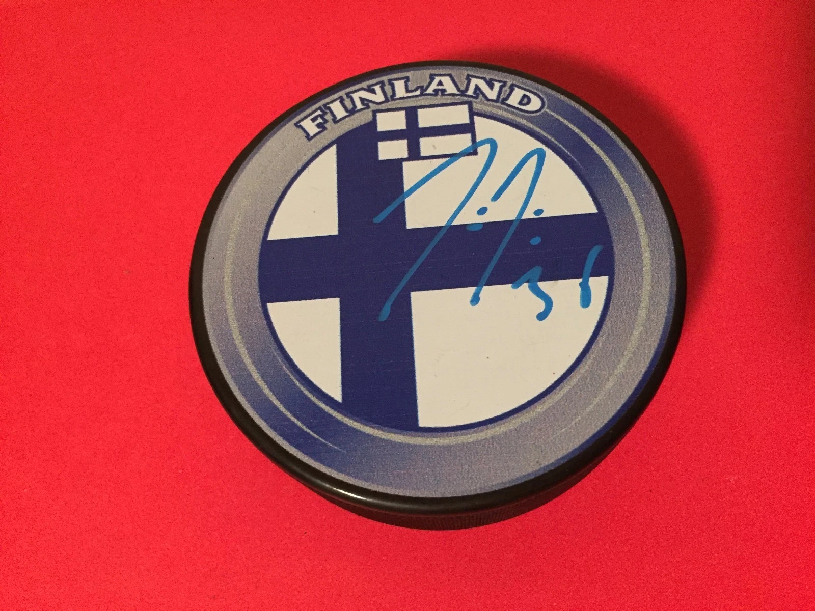 Jussi Jokinen Panthers Finland Flag Signed Auto Puck
