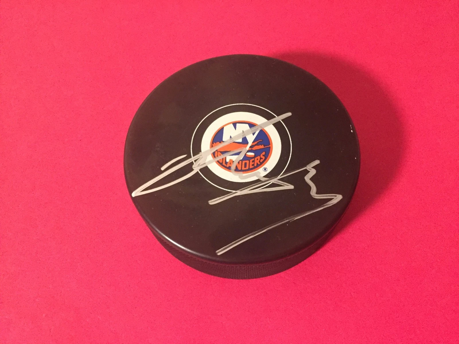 Josh Joshua Ho-Sang NY ISLANDERS Auto Signed Puck Auto
