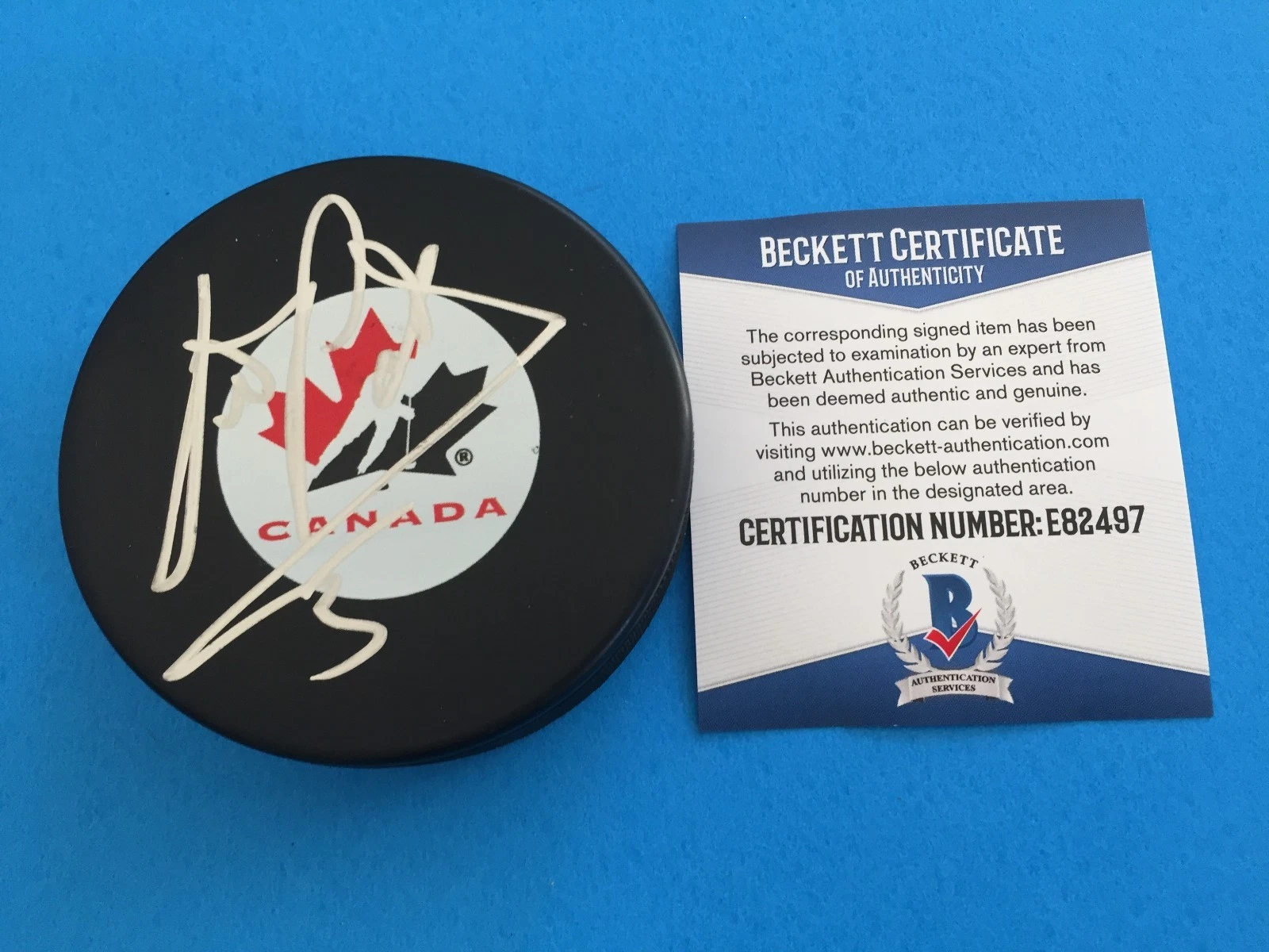 Denis Potvin HOF Canada Signed Puck Auto Beckett BAS COA
