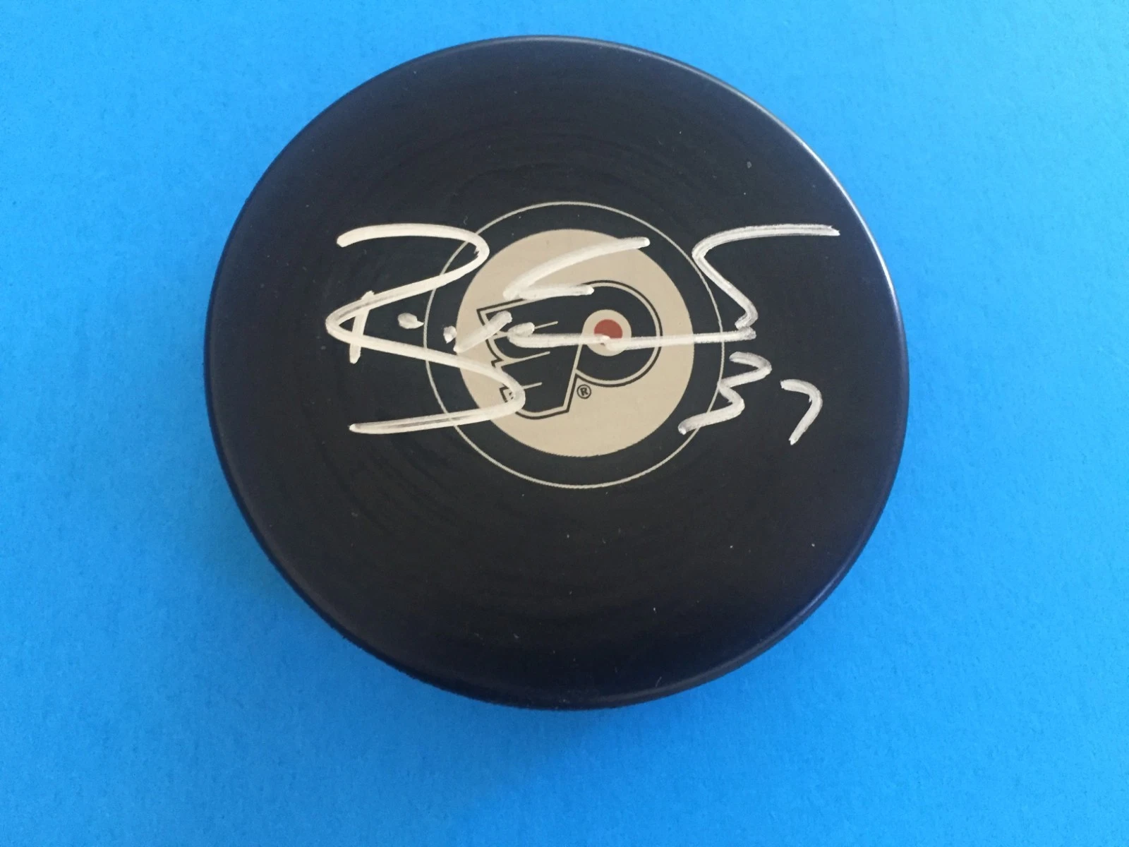 Brian Elliott Flyers Signed Puck Holder Auto
