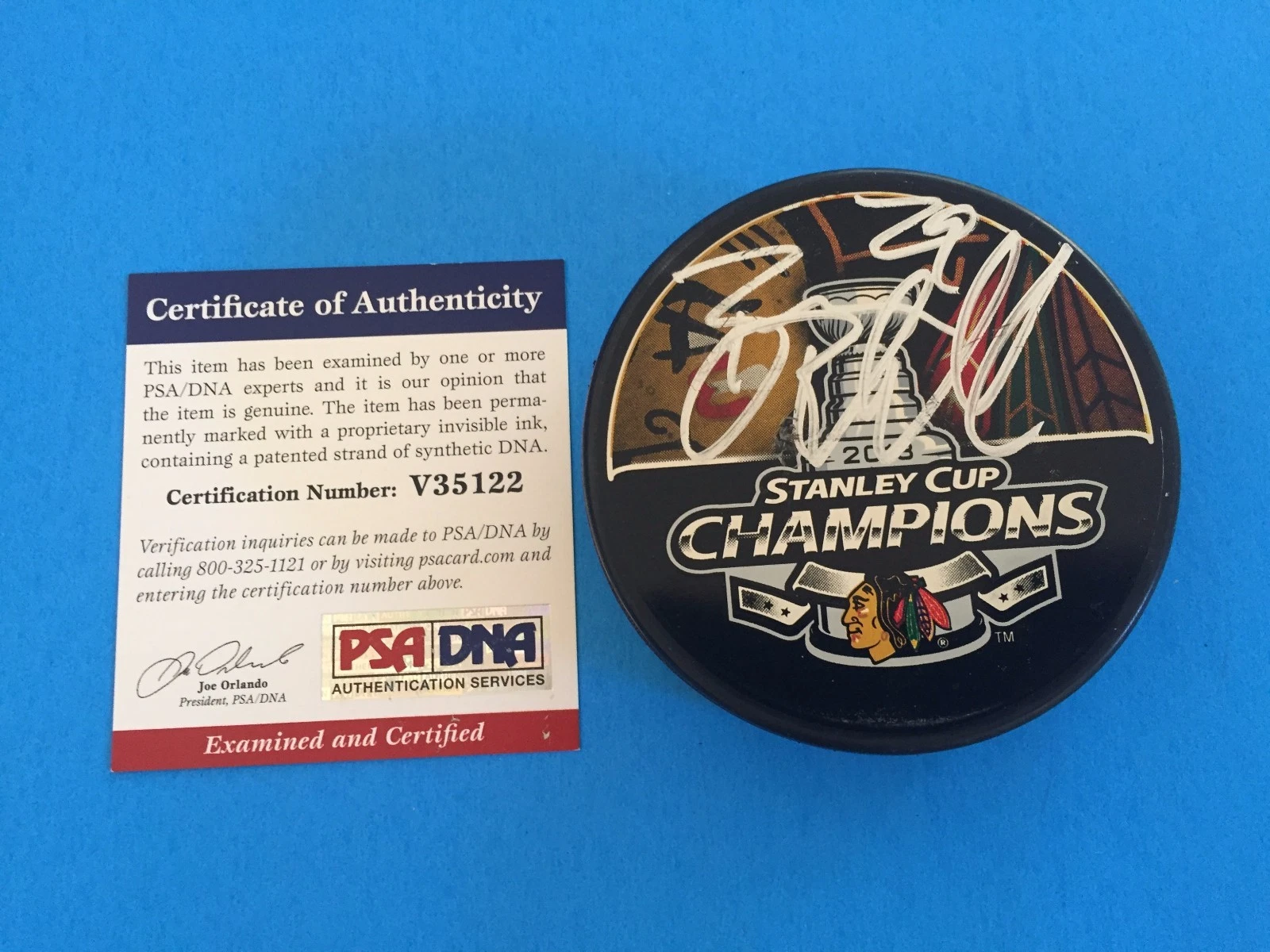 Bryan Bickell 2013 Stanley Cup Champions Puck Hockey Signed Auto PSA/DNA COA
