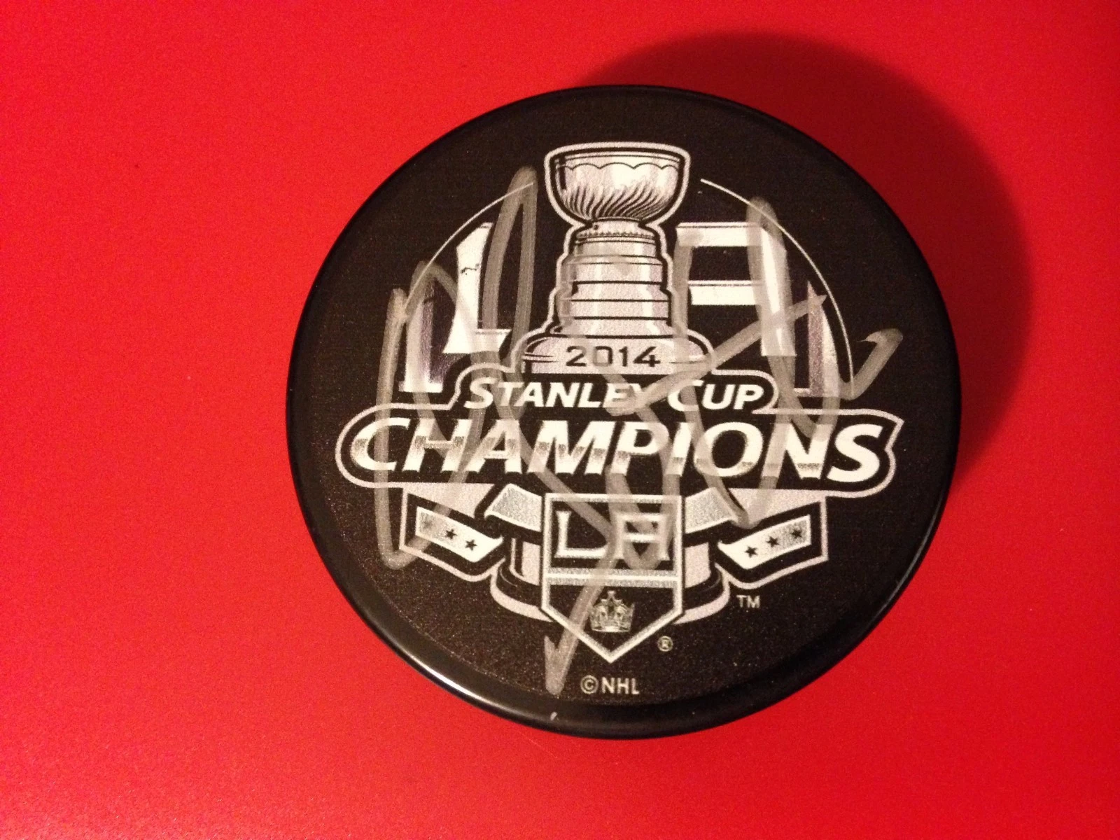 Darryl Sutter Kings 2014 Stanley Cup Champions Signed Auto Puck
