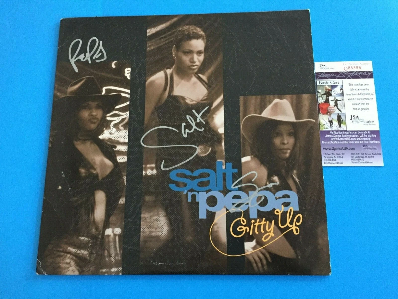 Salt N Pepa Spinderella Signed Auto Vinyl Record Album JSA Certified COA
