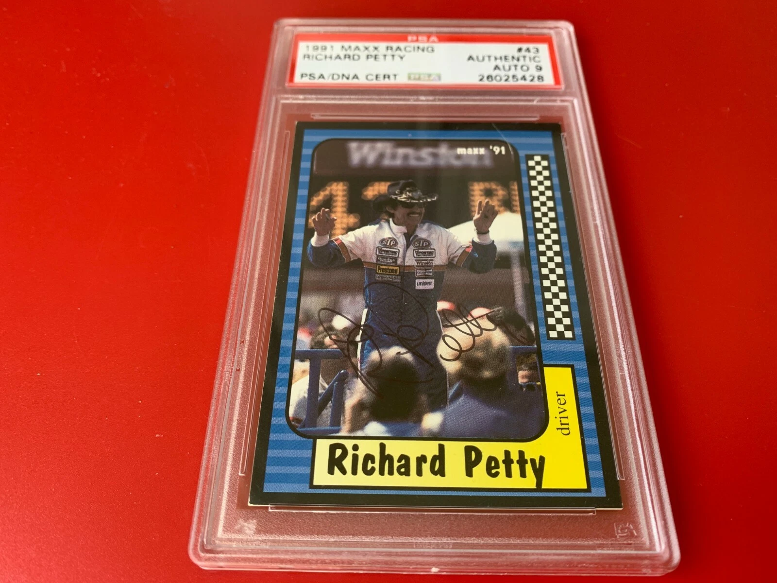 Richard Petty 1991 Maxx Card NASCAR Signed Auto PSA/DNA ENCAPSULATED
