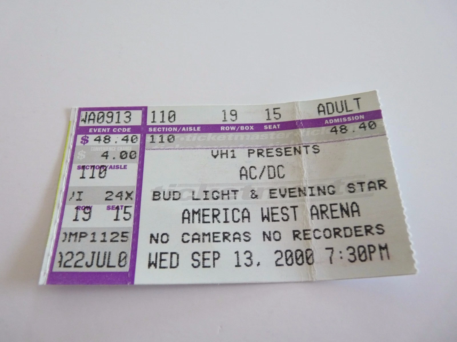 AC/DC SEPT 13TH, 2000 AMERICA WEST ARENS TOUR CONCERT TICKET STUB ANGUS YOUNG COLLECTIBLE MEMORABILIA