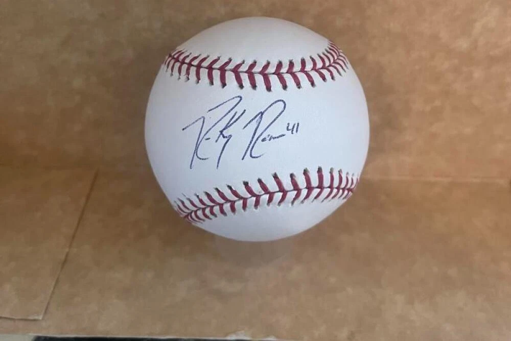 RICKY ROMERO BLUE JAYS SIGNED AUTOGRAPHED M.L. BASEBALL BECKETT AUTH
