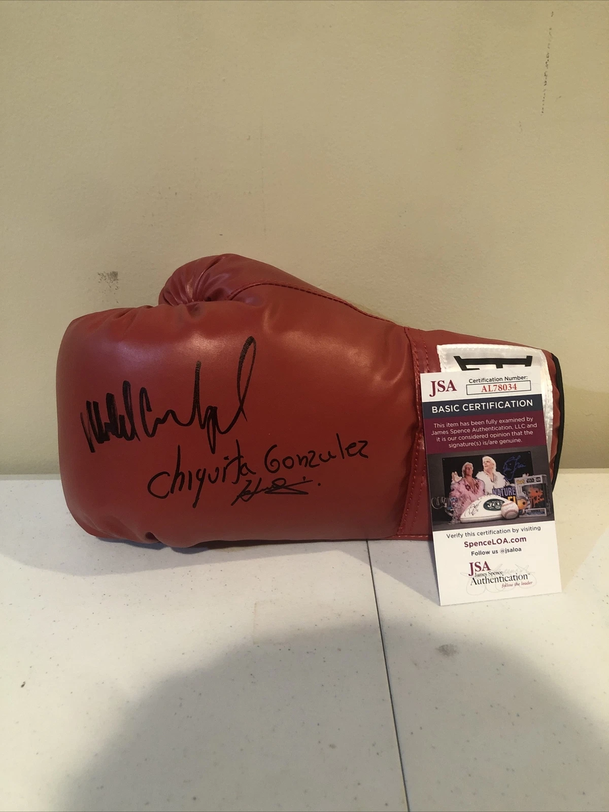 MICHAEL CARBAJAL CHIQUITA GONZALEZ SIGNED AUTOGRAPH BOXING GLOVE JSA COA HOF

