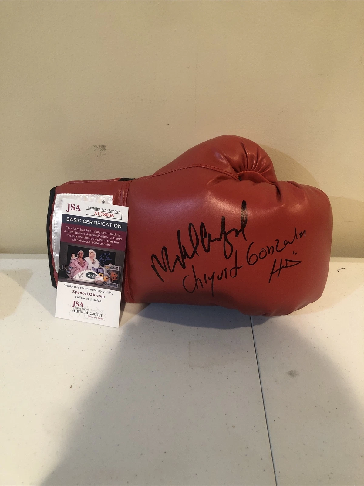 MICHAEL CARBAJAL CHIQUITA GONZALEZ SIGNED AUTOGRAPH BOXING GLOVE JSA COA HOF
