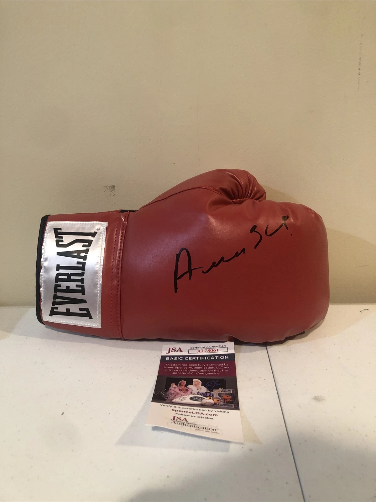 ALI IZMAILOV SIGNED AUTOGRAPH EVERLAST BOXING GLOVE JSA COA RUSSIAN
