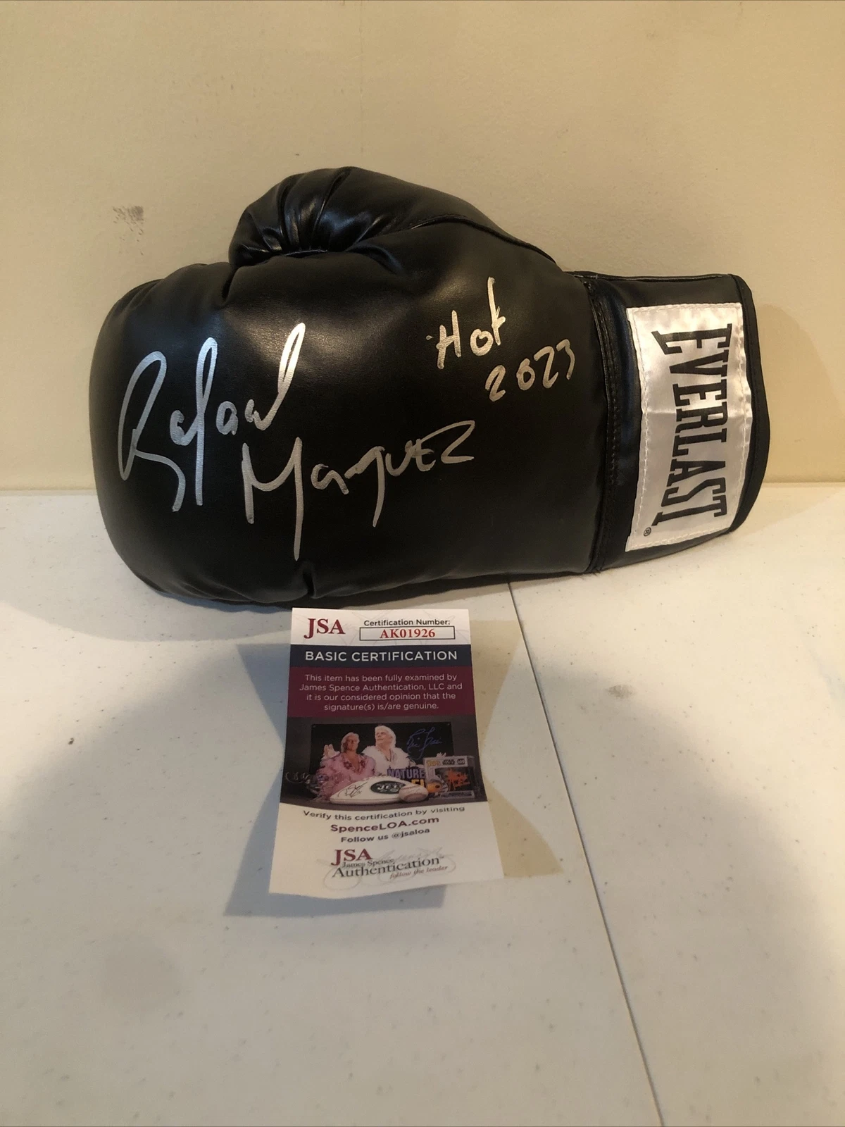 RAFAEL MARQUEZ SIGNED AUTOGRAPH EVERLAST BOXING GLOVE JSA COA HOF 2023 CHAMP
