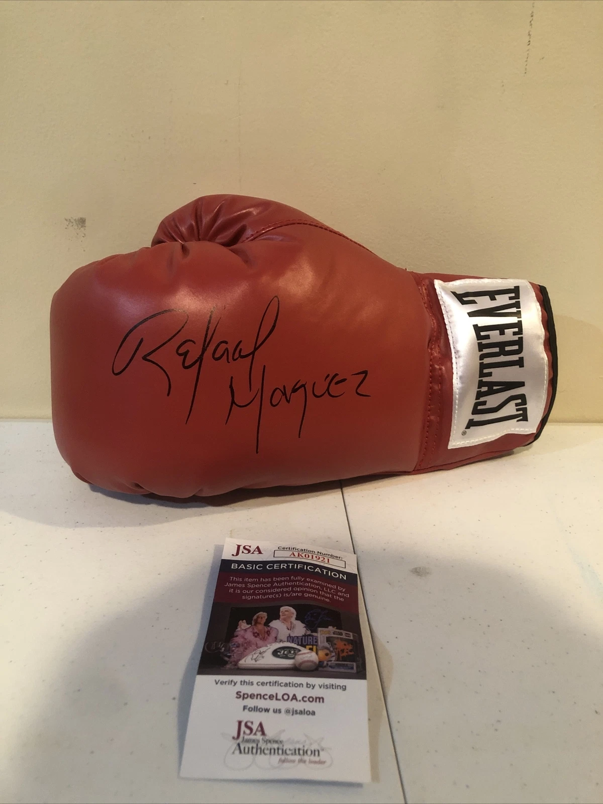 RAFAEL MARQUEZ SIGNED AUTOGRAPH EVERLAST BOXING GLOVE JSA COA HOF 2023 CHAMP
