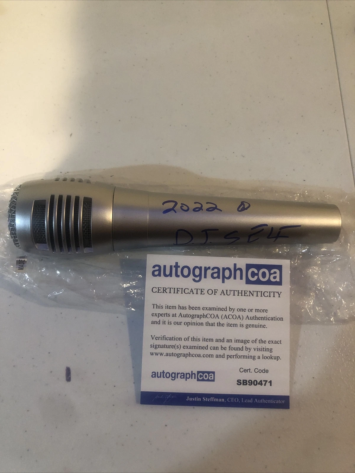 DJ SELF RADIO DJ SIGNED AUTOGRAPH MICROPHONE ACOA NEW YORK LOVE & HIP HOP
