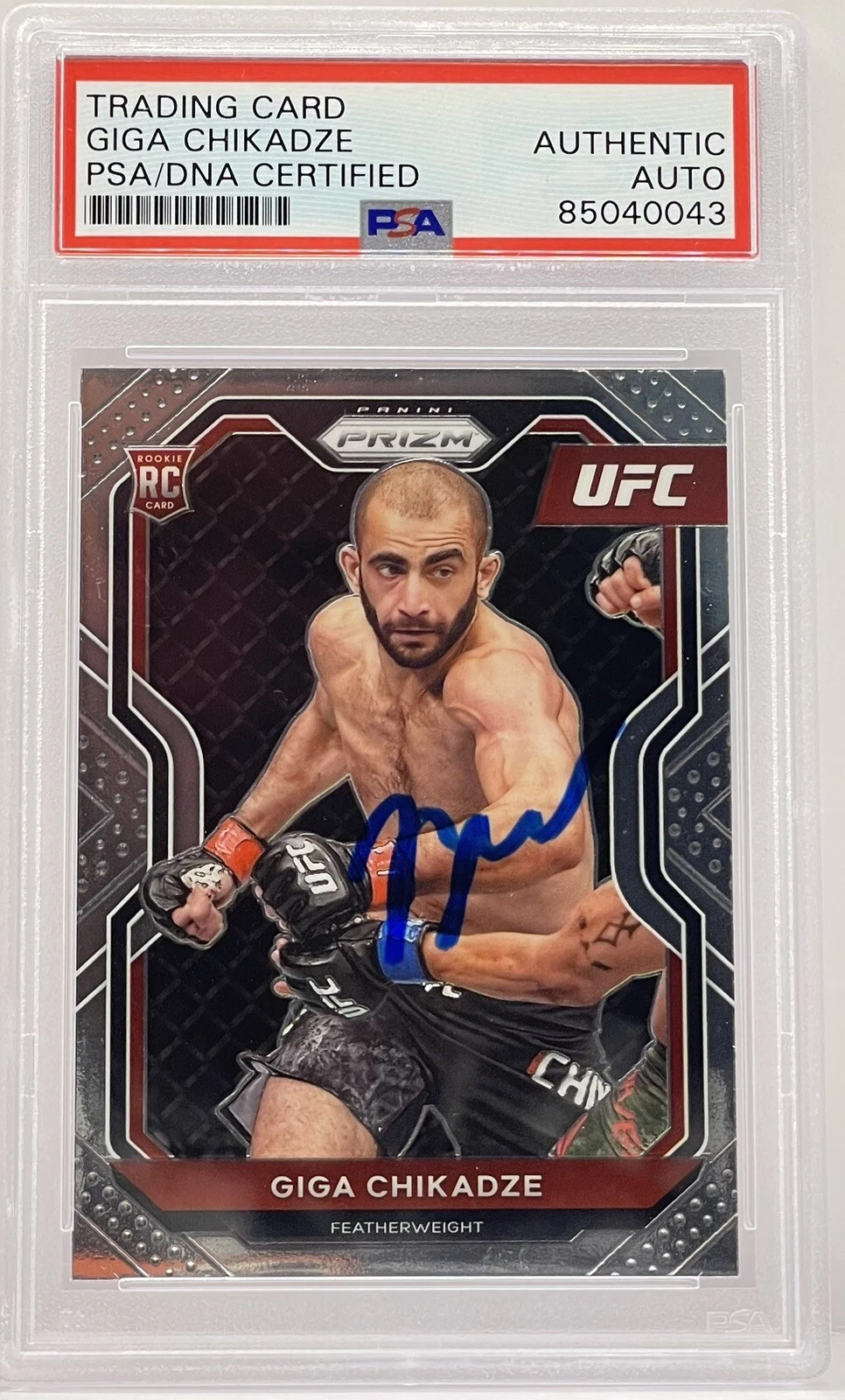 Giga Chikadze Signed Auto 2021 Prizm UFC Rookie Card On Card PSA/DNA Slabbed
