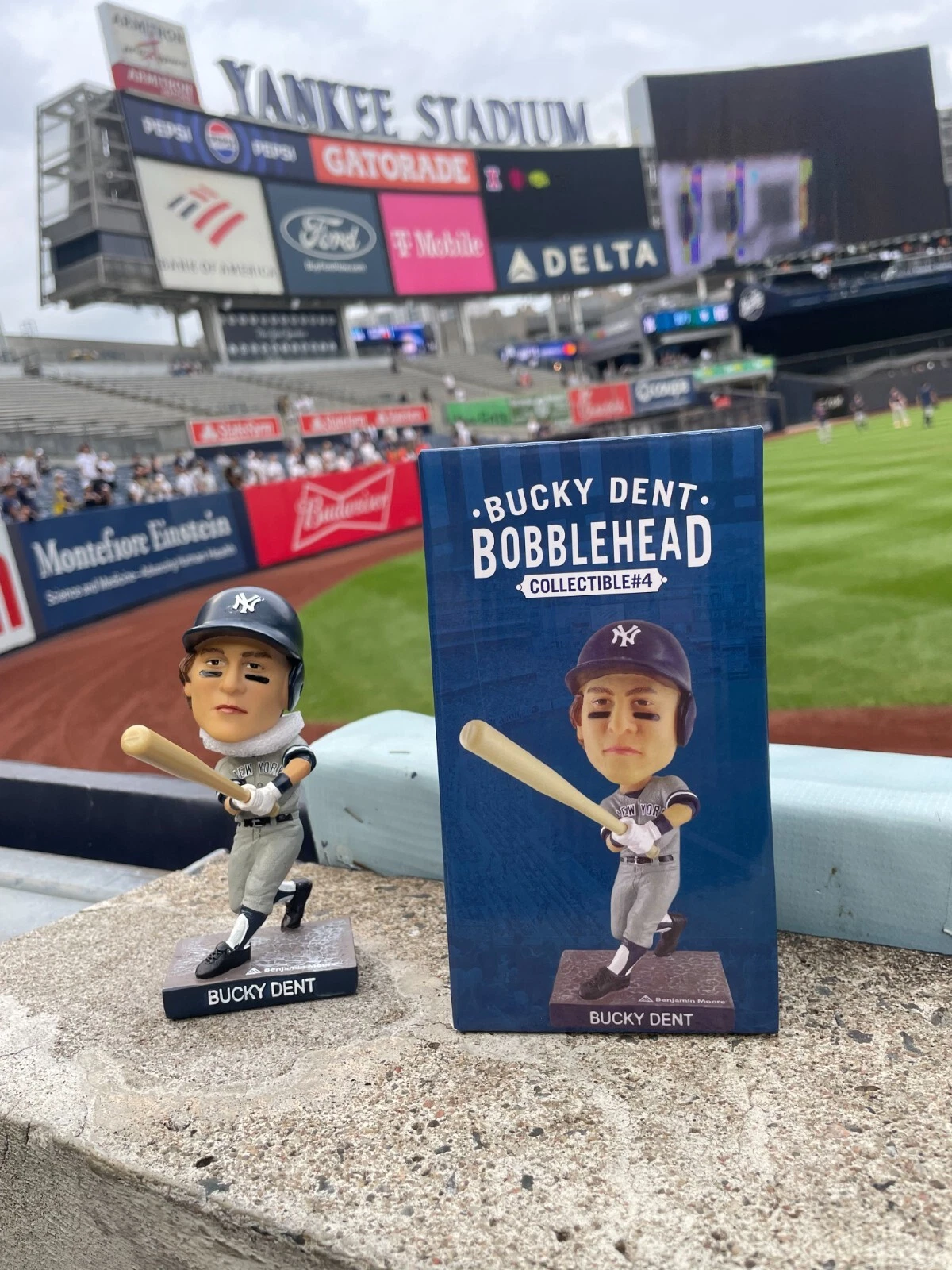 BUCKY DENT BOBBLEHEAD BOBBLE HEAD NEW YORK YANKEES LIMITED EDITION 8/4/23 SGA
