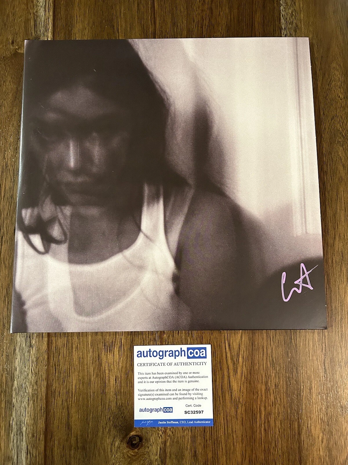 ‘GRACIE ABRAMS’ SIGNED AUTOGRAPH VINYL ALBUM ‘GOOD RIDDANCE’ ACOA COLLECTIBLE MEMORABILIA