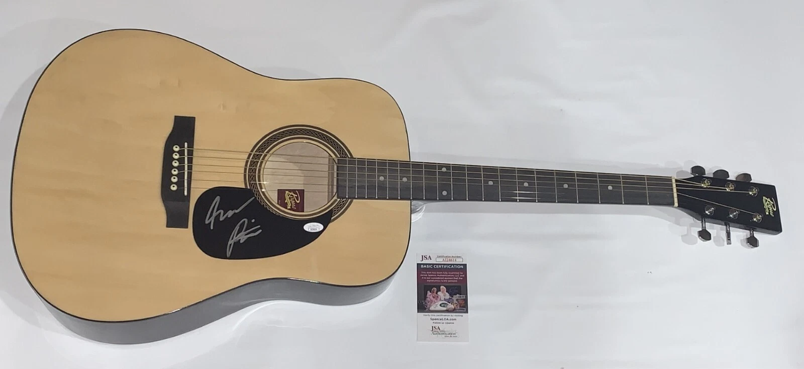 SHANE PROFITT SIGNED FULL SIZE NATURAL ACOUSTIC GUITAR COUNTRY STAR JSA COA
