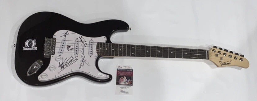 UNDEROATH SIGNED ELECTRIC GUITAR SPENCER CHAMBERLAIN ALL 5 VERY RARE JSA COA
