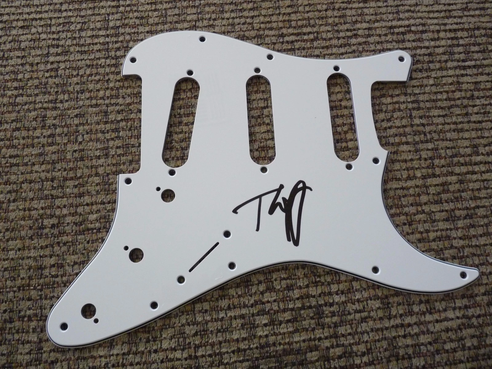 TWIGGY RAMIREZ AUTOGRAPHED SIGNED ELECTRIC GUITAR PICKGUARD GUARANTEED COLLECTIBLE MEMORABILIA