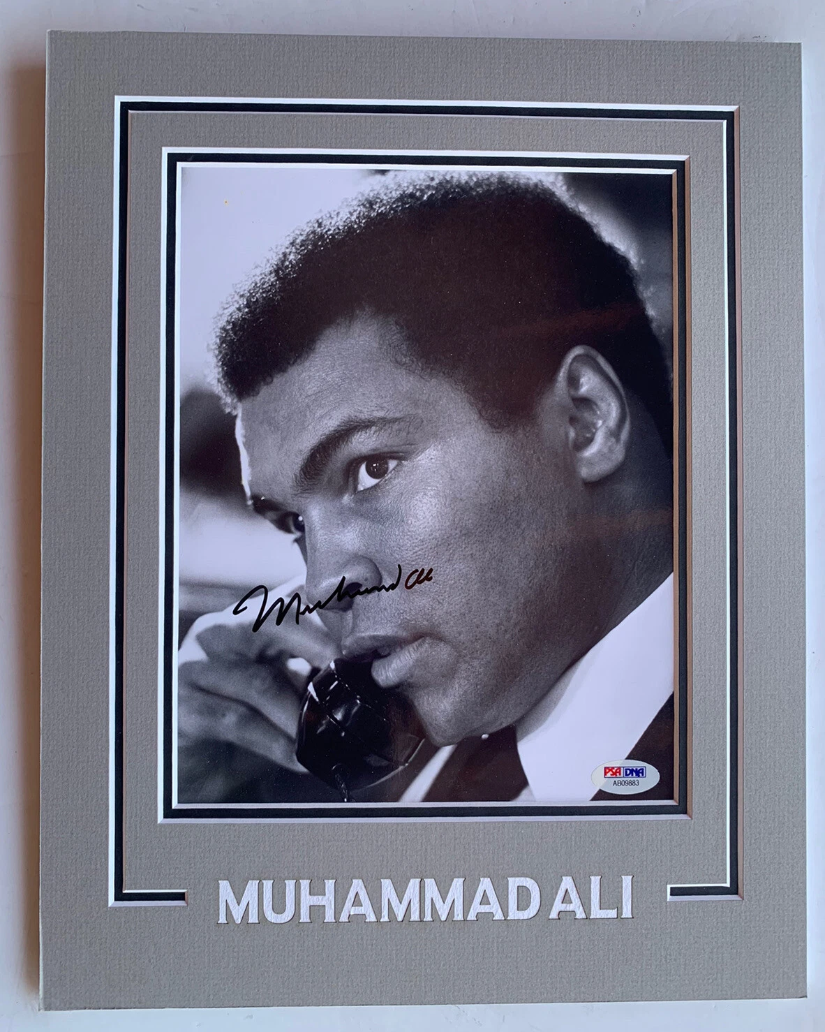 Muhammad Ali Vintage Signed Autographed Matted Boxing 8x10 Photo PSA Certified
