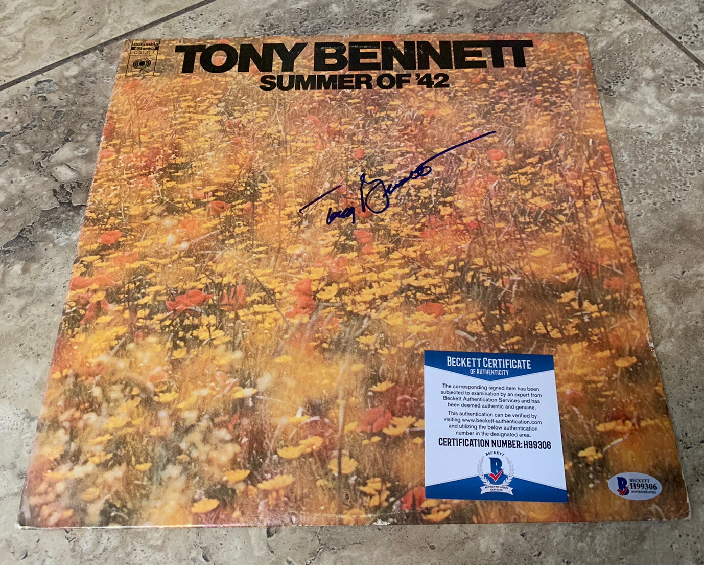 Tony Bennett summer of 42 Signed Autographed LP Album Record Beckett Certified
