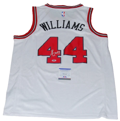 PATRICK WILLIAMS signed (CHICAGO BULLS) white Basketball jersey PSA/DNA AN10189
