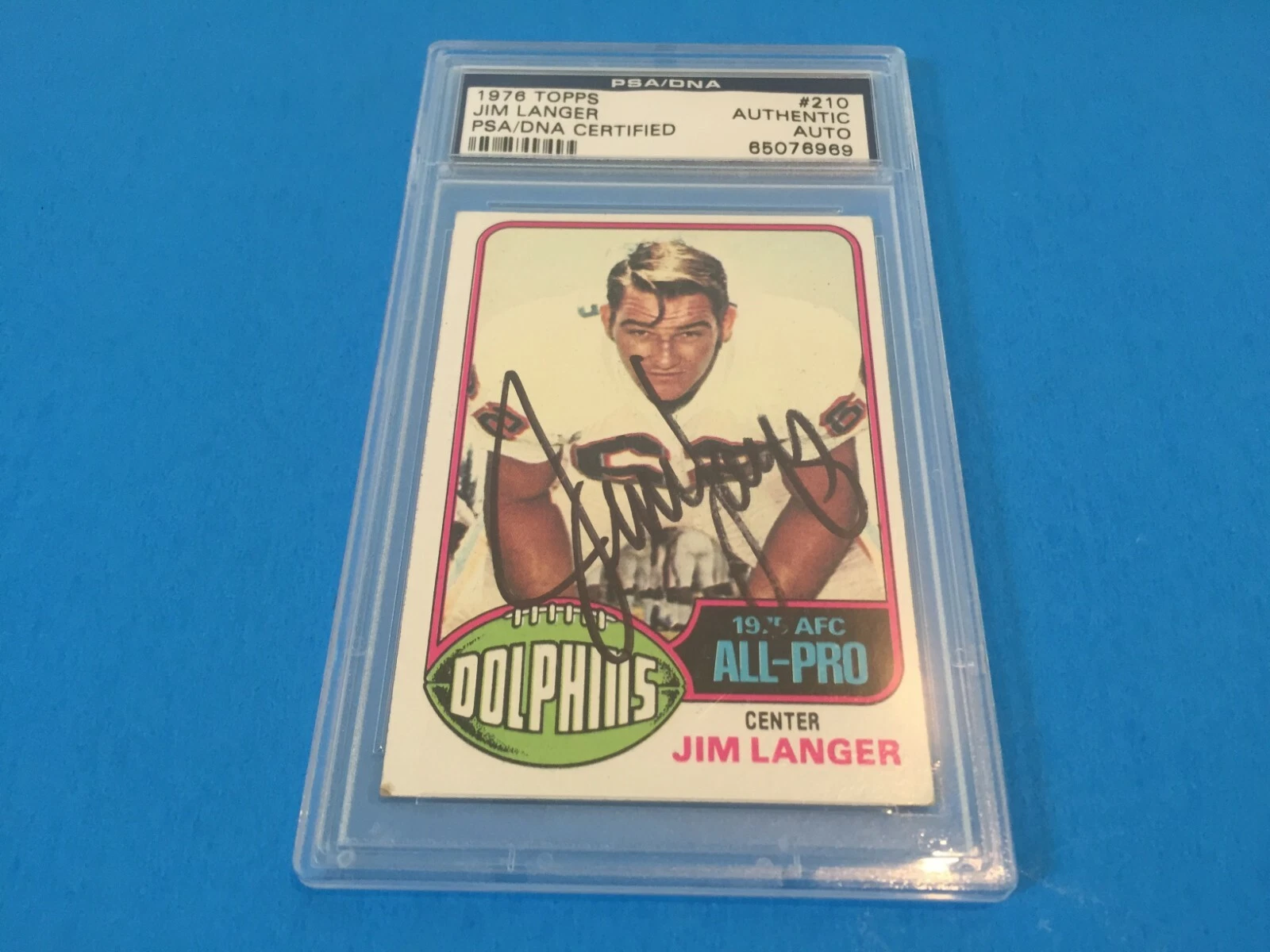 Jim Langer Dolphins 1976 Topps Signed Auto PSA/DNA ENCAPSULATED
