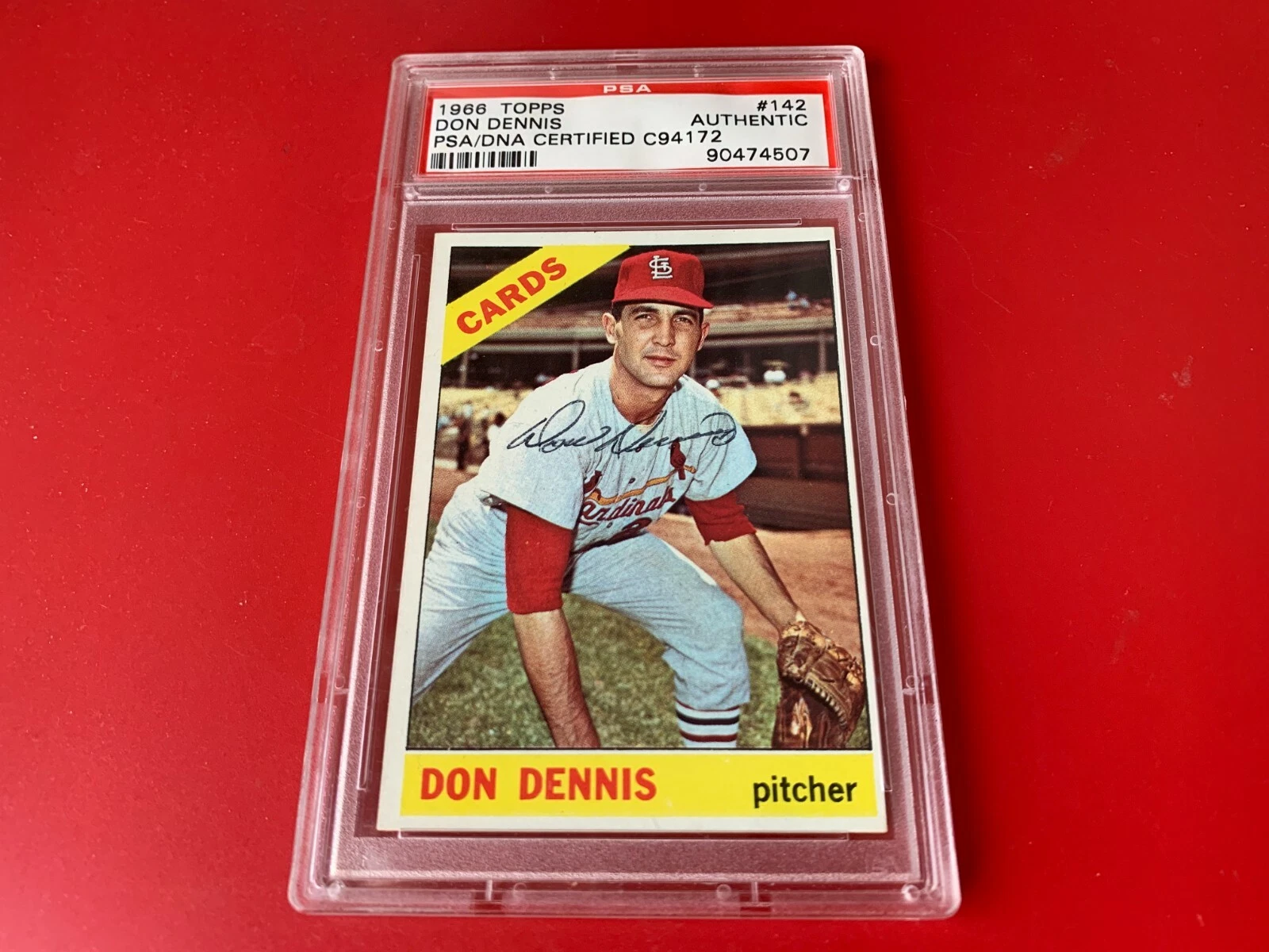 Don Dennis Cardinals 1966 Topps Card PSA/DNA Slabbed
