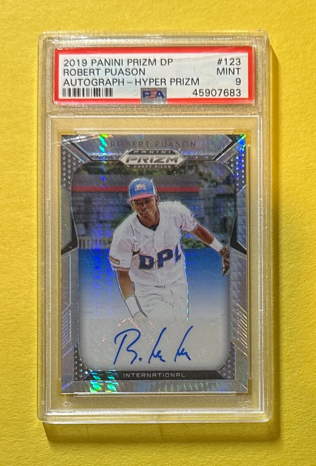 2019 PANINI PRIZM DRAFT PICKS ROBERT PUASON HYPER AUTO /75 #123 PSA MINT 9
