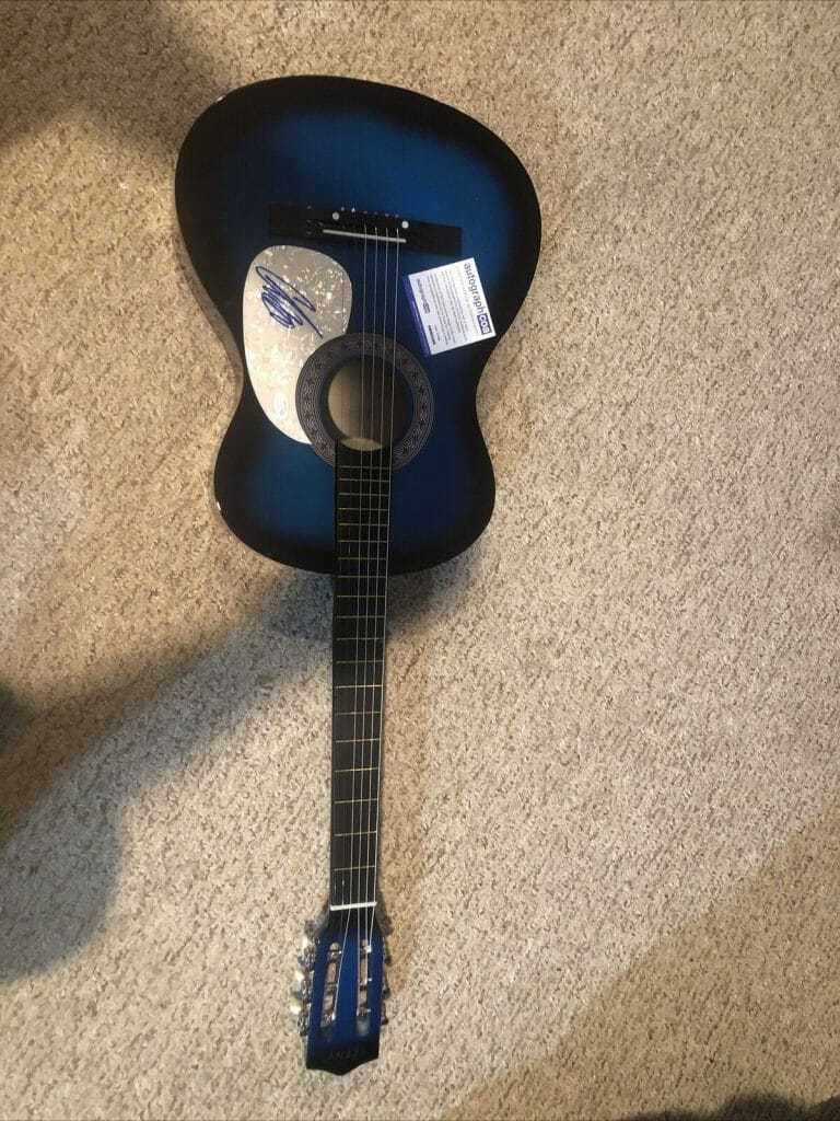 CHRIS LANE SIGNED AUTOGRAPH 38” ACOUSTIC GUITAR COUNTRY STAR BIG BIG PLANS
 COLLECTIBLE MEMORABILIA