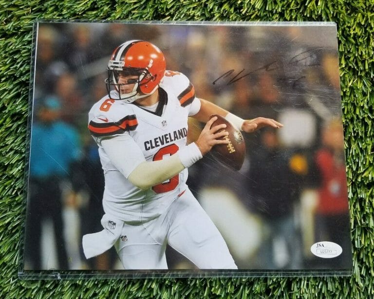 CODY KESSLER SIGNED AUTOGRAPHED CLEVELAND BROWNS 8×10 JSA/COA U23777
 COLLECTIBLE MEMORABILIA