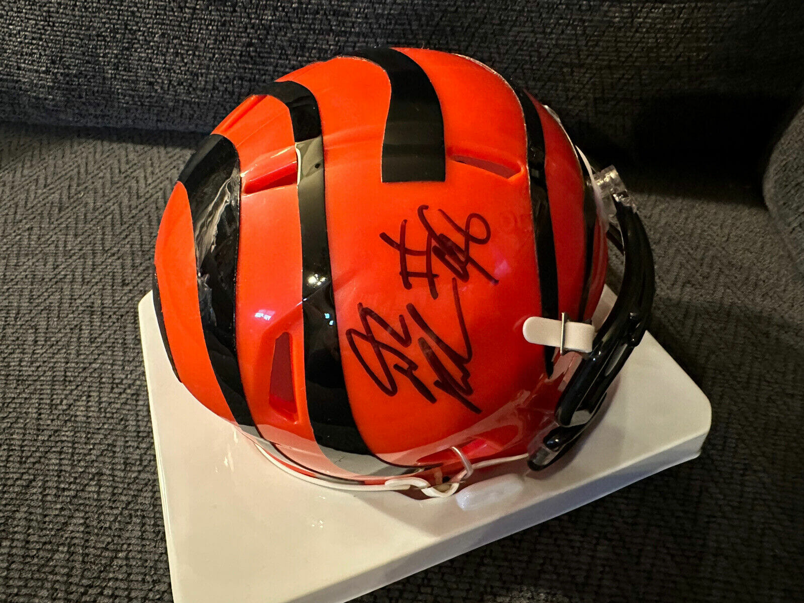 DJ Reader Signed Cincinnati Bengals White Logo Football – TSE Cincinnati by  Metabilia