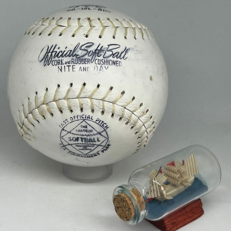 DUDLEY SPORTS OFFICIAL SOFT BALL FAST PITCH ASA TOURNAMENT PLAY RARE U301
 COLLECTIBLE MEMORABILIA