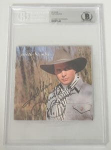 Garth Brooks Signed 'M L B' Baseball Certified Authentic JSA COA at  's Entertainment Collectibles Store