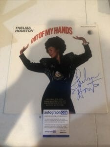THELMA HOUSTON SIGNED AUTOGRAPH VINYL ALBUM ACOA OUT OF MY HANDS RECORD MOTOWN
 COLLECTIBLE MEMORABILIA