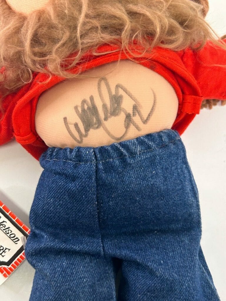 WILLIE NELSON SIGNED AUTOGRAPH CATENA INTERNATIONAL DOLL ORIGINAL TAGS JSA COA
 COLLECTIBLE MEMORABILIA