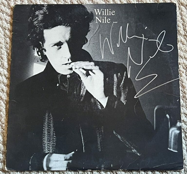 WILLIE NILE ONE GUITAR SELF TITLED SIGNED AUTOGRAPH RECORD LP W K9 COA
COLLECTIBLE MEMORABILIA