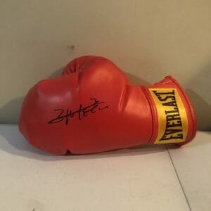 ZHILEI ZHANG SIGNED AUTOGRAPH EVERLAST BOXING GLOVE COA WBO CHAMP CHINA OLYMPICS
Opens in a new window or tab