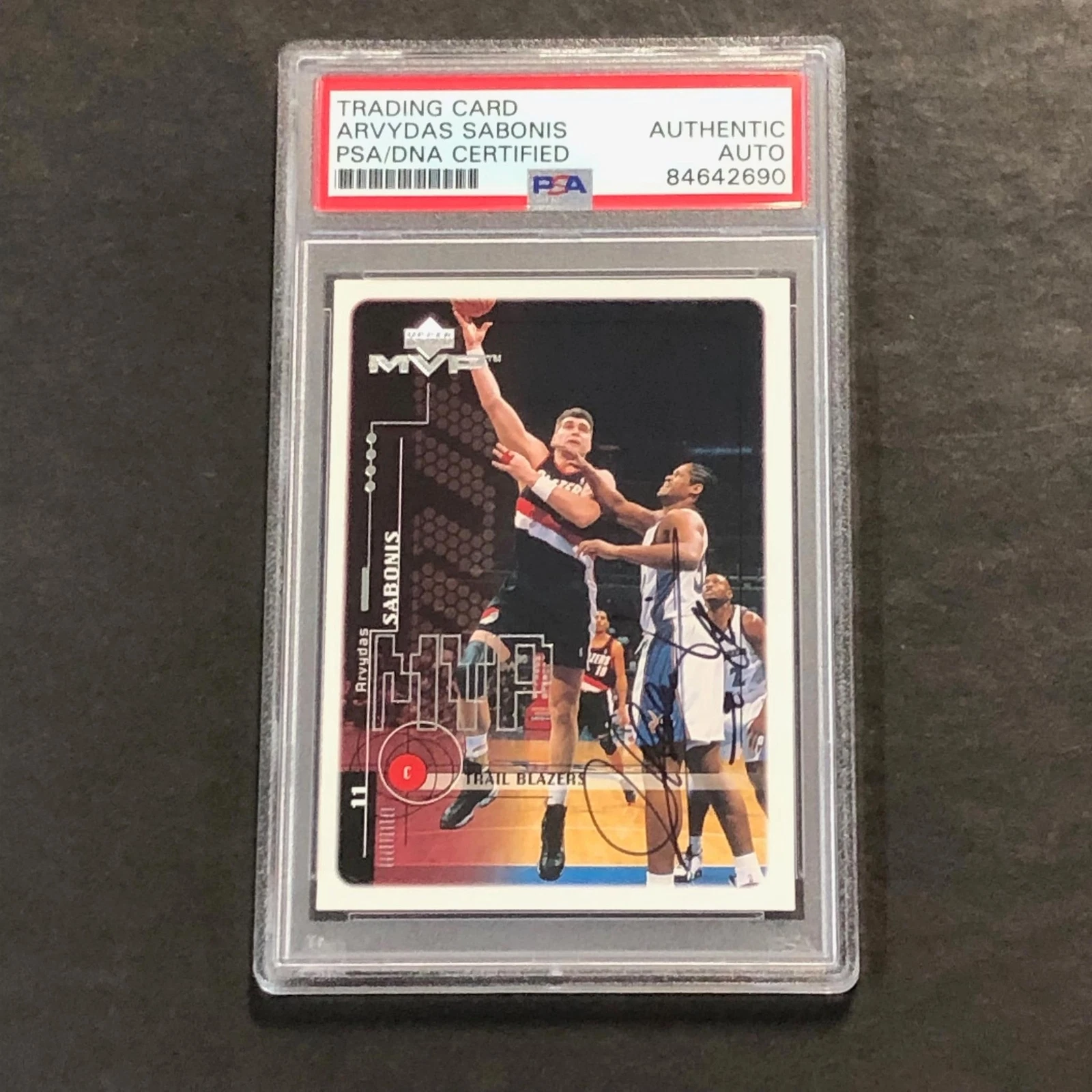 1999-00 Upper Deck MVP #131 ARVYDAS SABONIS Signed Card AUTO PSA Slabbed Trail B
