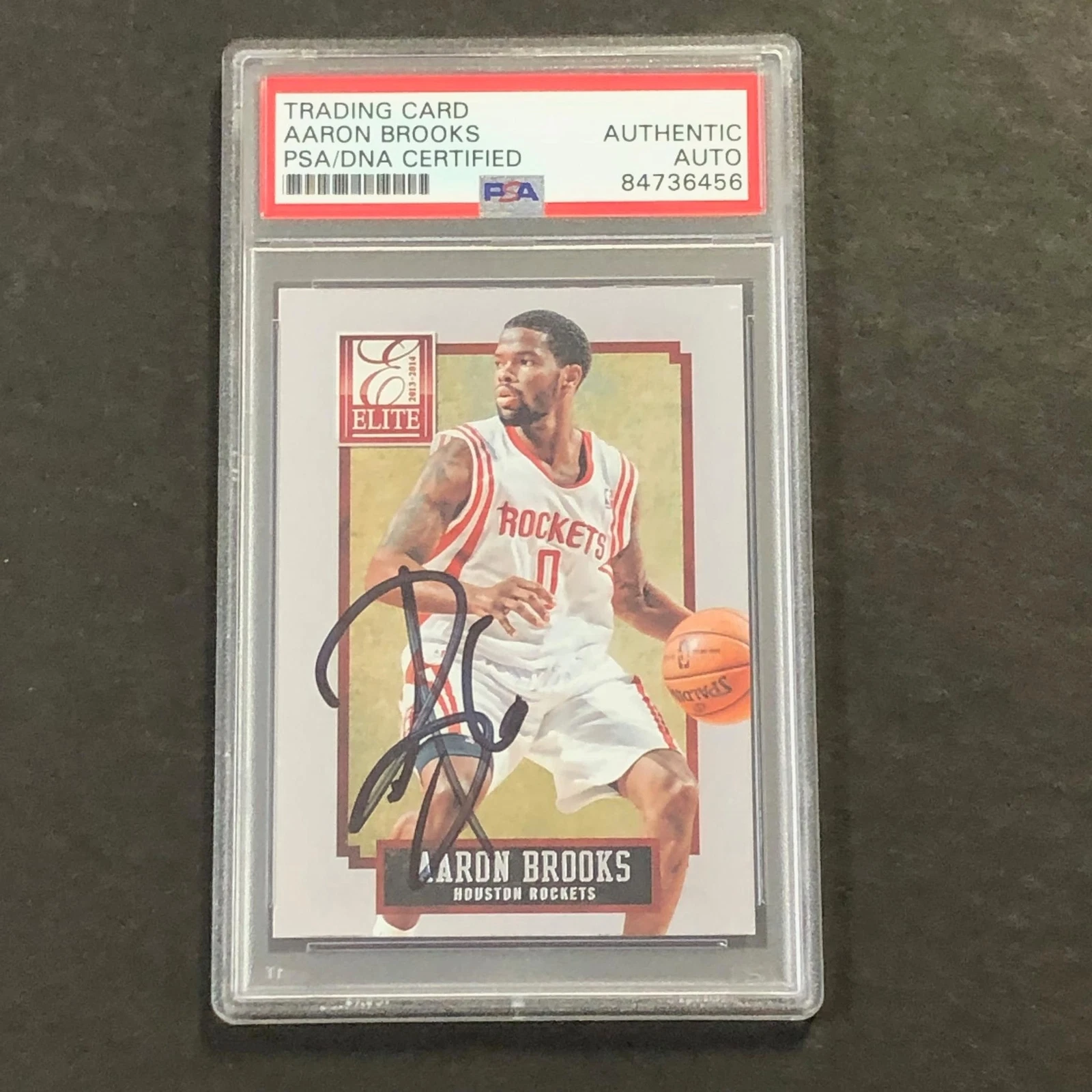 2013-14 Elite Basketball #190 Aaron Brooks Signed Card AUTO PSA Slabbed Rockets
