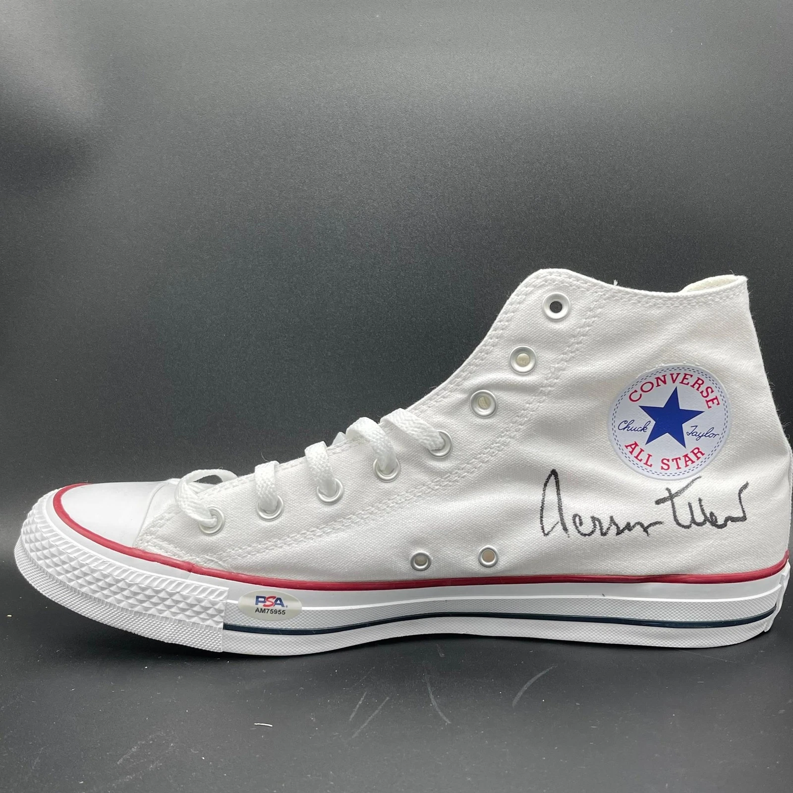 Jerry West signed Converse Chuck Taylor Right Shoe PSA/DNA Los Angeles Lakers
