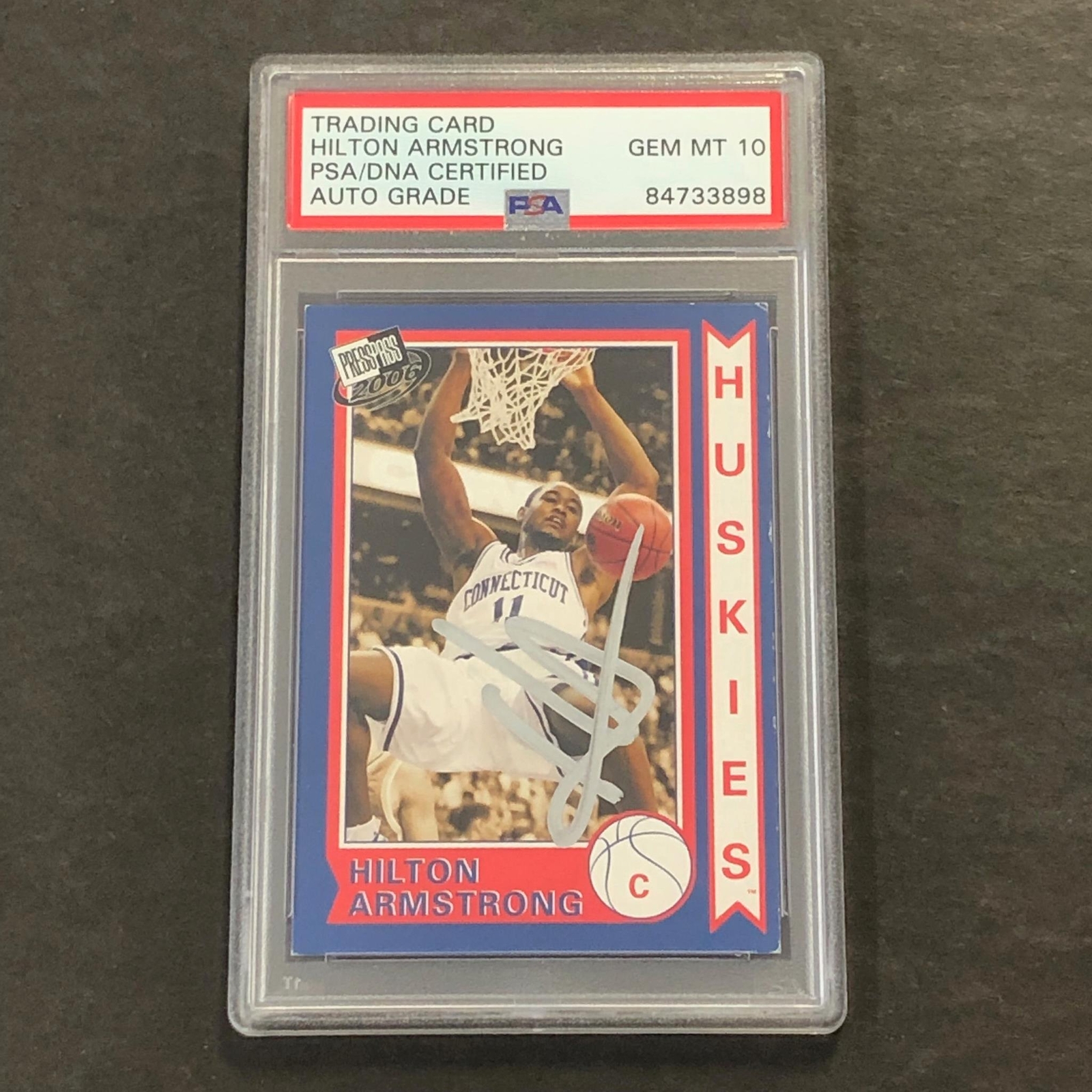 2006 Press Pass #OS3/25 Hilton Armstrong Signed Card AUTO PSA/DNA Slabbed Connec
