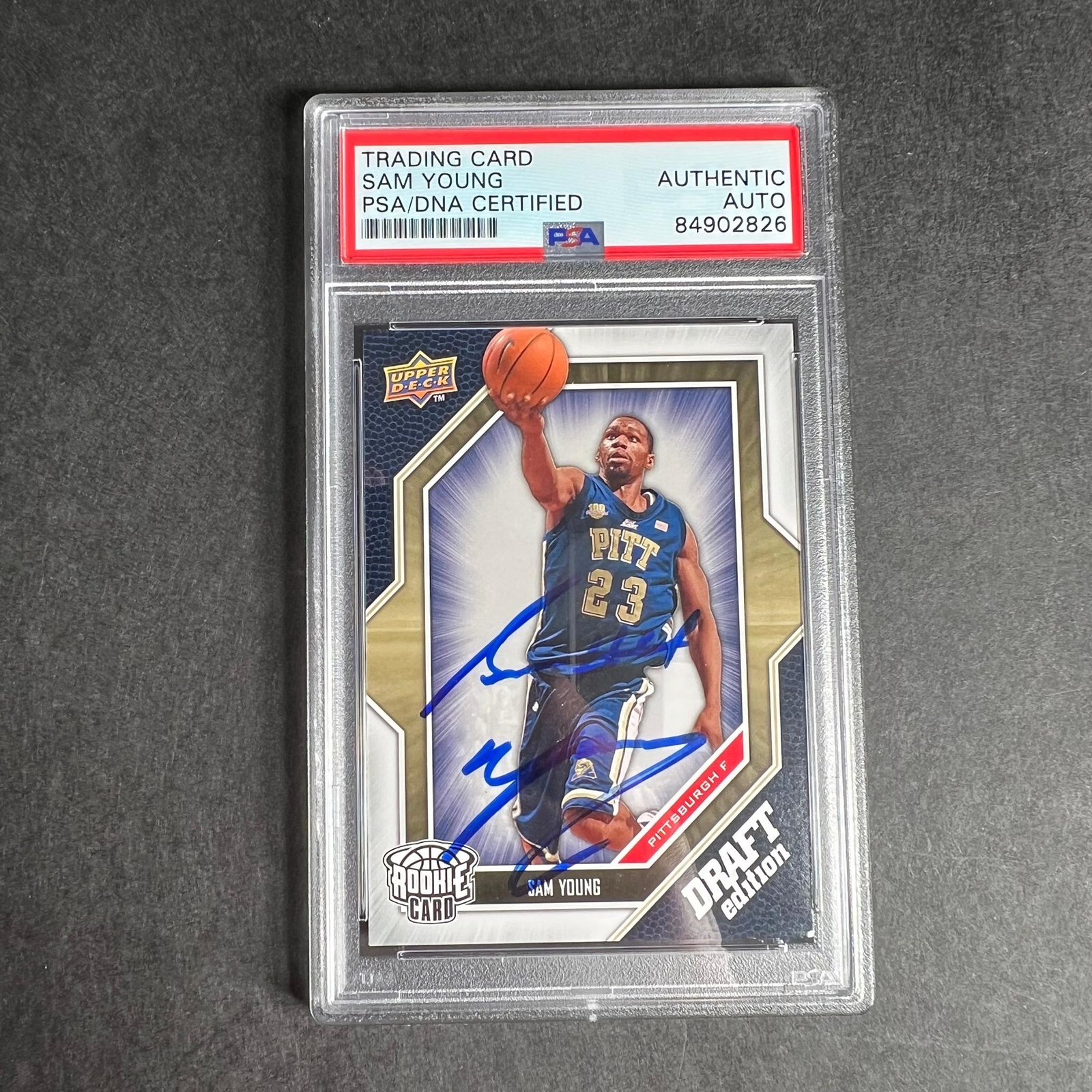 2009-10 Upper Deck Draft Edition #17 Sam Young Signed Card AUTO PSA Slabbed RC P
