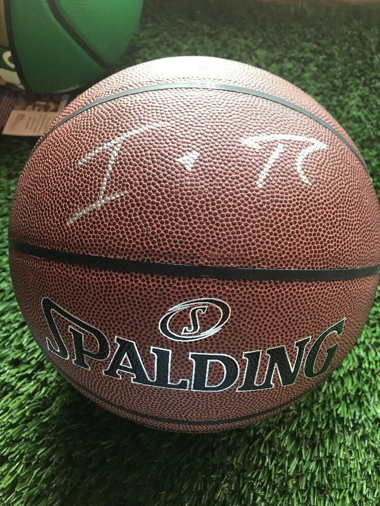 Boston Celtics ISAIAH THOMAS Signed Spalding Basketball Jsa Coa
