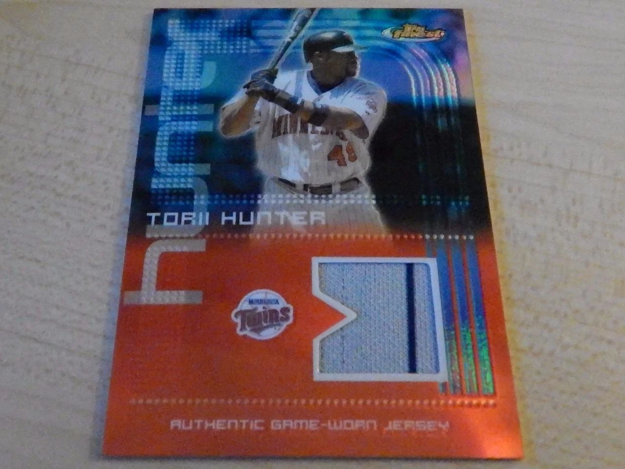 2004 TOPPS FINEST BASEBALL TORII HUNTER 2 CLR GAME USED JERSEY TWINS
