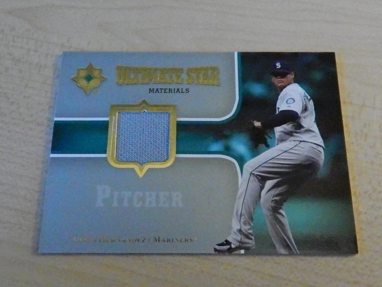 2007 ULTIMATE COLLECTION FELIX HERNANDEZ ULTIMATE STAR JERSEY RELIC MARINERS
