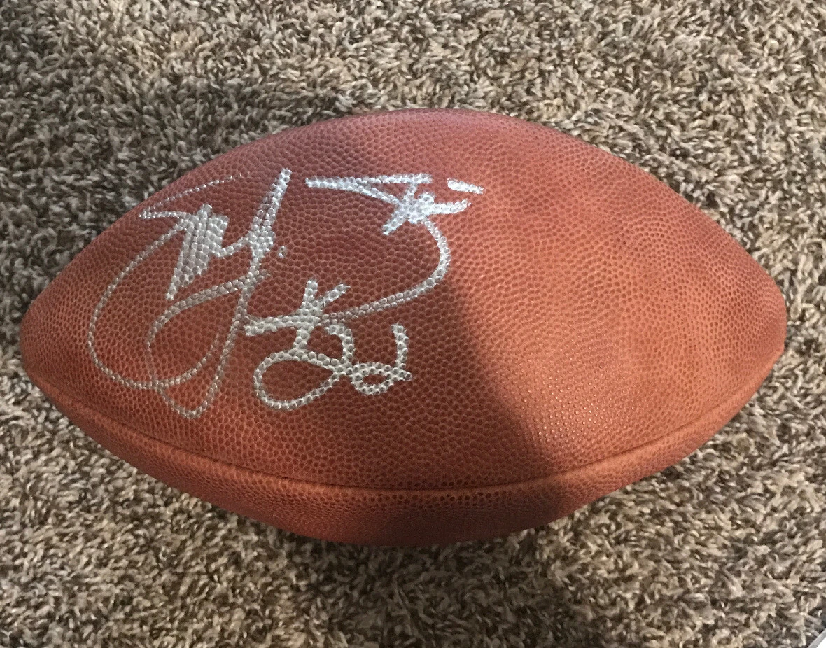 Emmitt Smith Autographed Full Size NFL Football SUPER BOWL XXV11 Beckett COA
