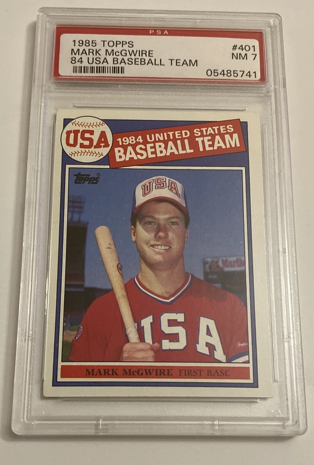 1985 Topps Mark McGwire #401 USA Baseball Team 1984 Rookie Card PSA 7 Home Run
