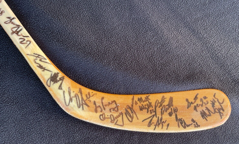 1994-95 NCAA CHAMPS BOSTON UNIVERSITY TERRIERS SIGNED HOCKEY STICK BY 22 JSA COA
 COLLECTIBLE MEMORABILIA