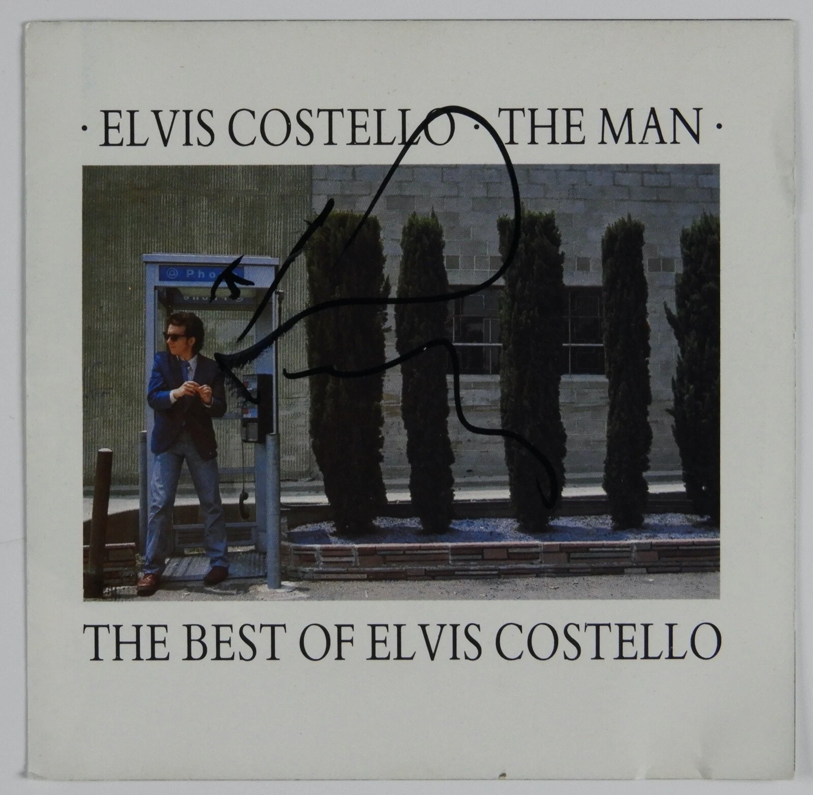 Elvis Costello JSA Signed Autograph CD Booklet The Best Of
